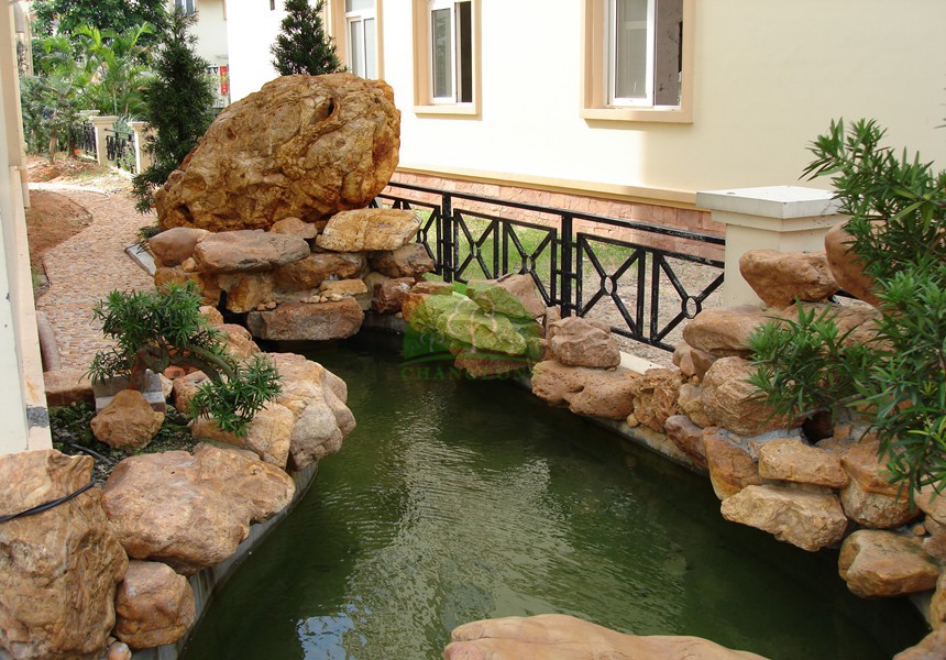 别墅花园溪水和瀑布的设计